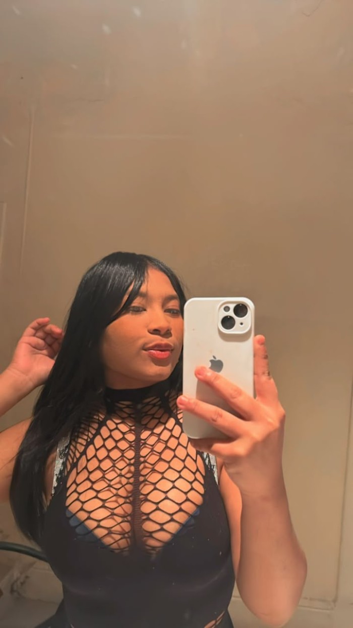 TIFFAN JOVENCITA VENEZOLANA PARA GOZAR BIEN RICO