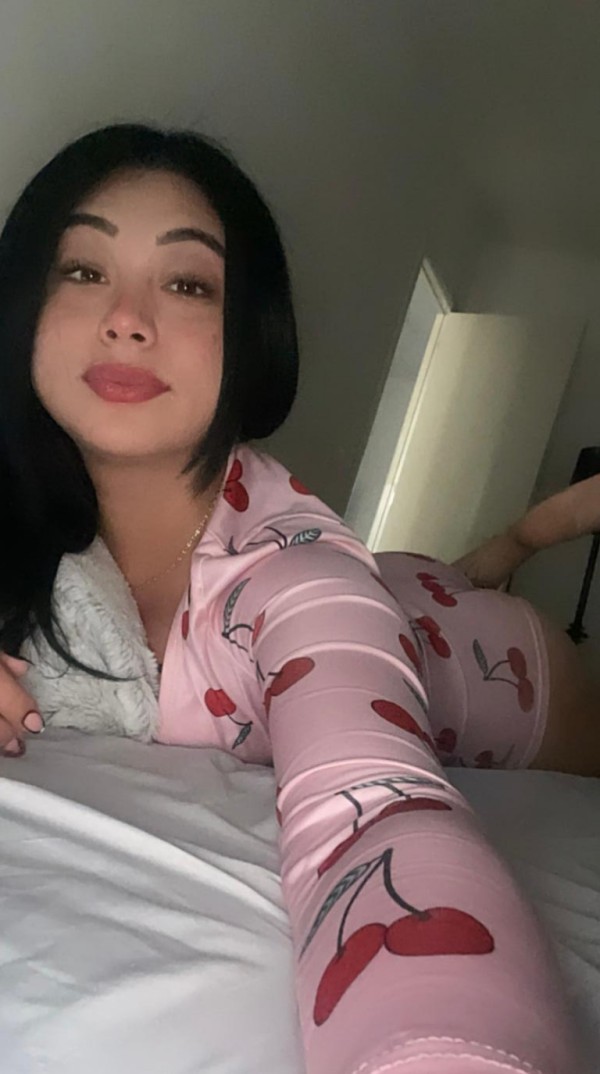 estupenda COLOMBIANA VIP toda una diosa PUTONA para ti llamam