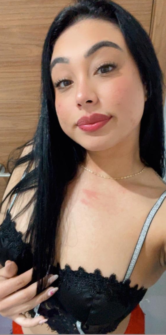 estupenda COLOMBIANA VIP toda una diosa PUTONA para ti llamam