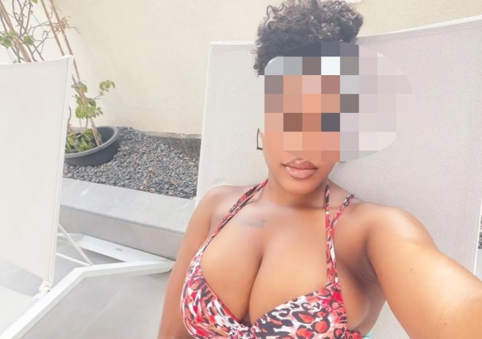 PAMELA HAGO GRIEGO BESOS CON LENGUA EN VIC 24H