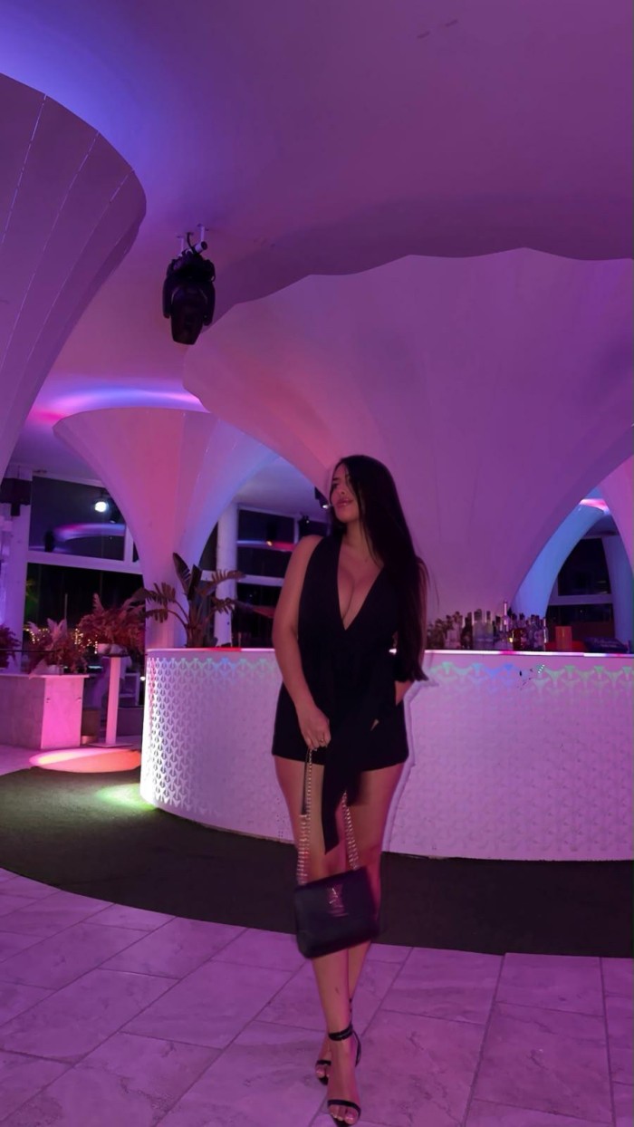 Camila: elegancia, simpatía
