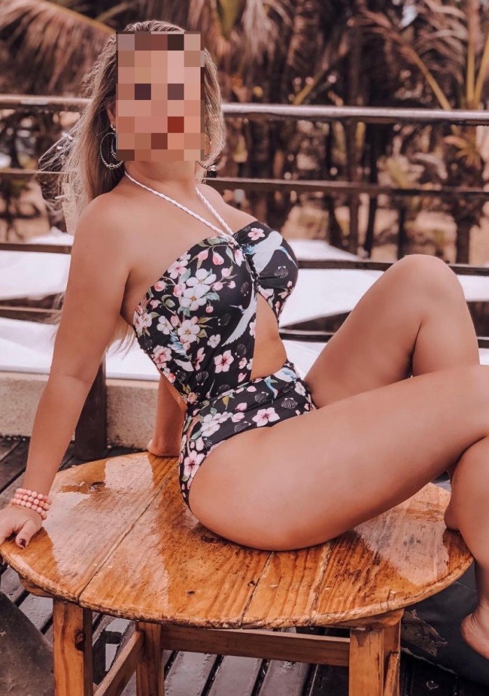 RUBIA GUAPÍSIMA EN FUENLABRADA