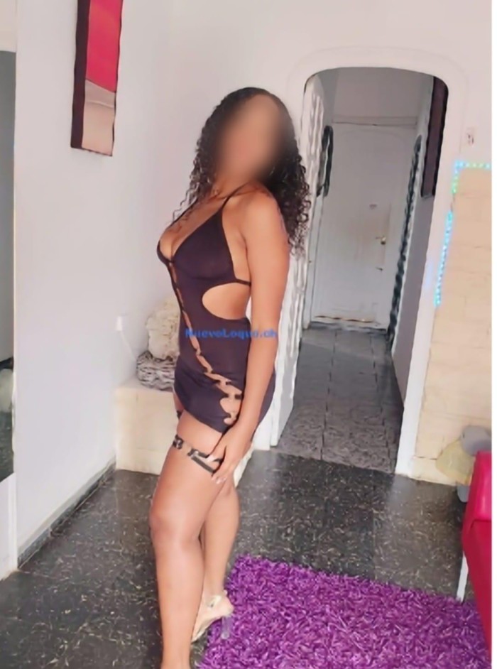 Jovencita sexy dispuesta a todo