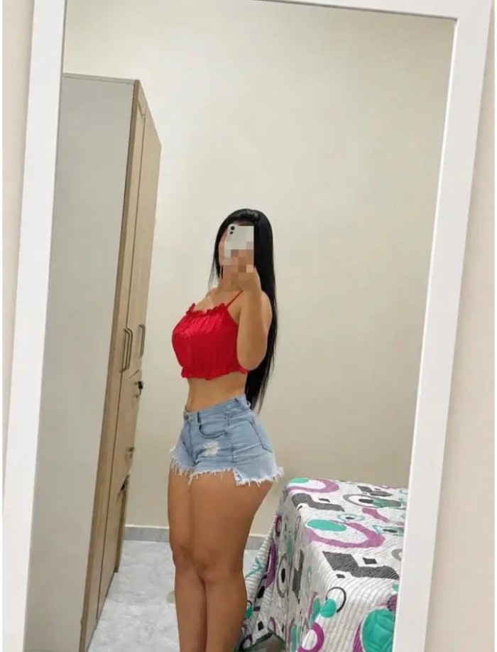 SOY SOFIA, PRINCESA COLOMBIANA LISTA PARA TI