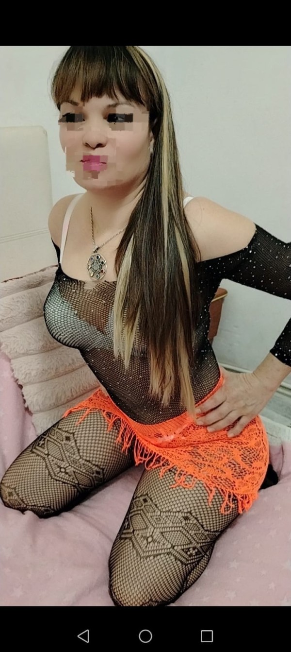 MARAVILLOSA GUAPA HERMOSA DISFRUTA