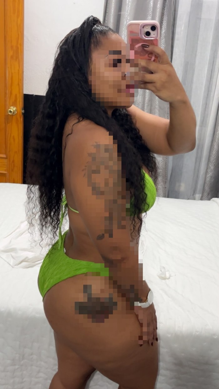 EN SAN ANTONIO ESCORT DESEOSA DE COMER POLLA