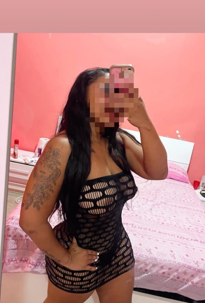 EN SAN ANTONIO ESCORT DESEOSA DE COMER POLLA