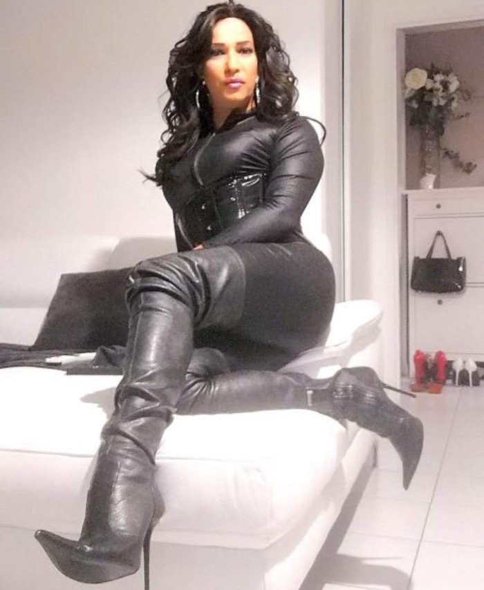 1a Vez en TORRELAVEGA Trans Cassia «Reina del Placer»!