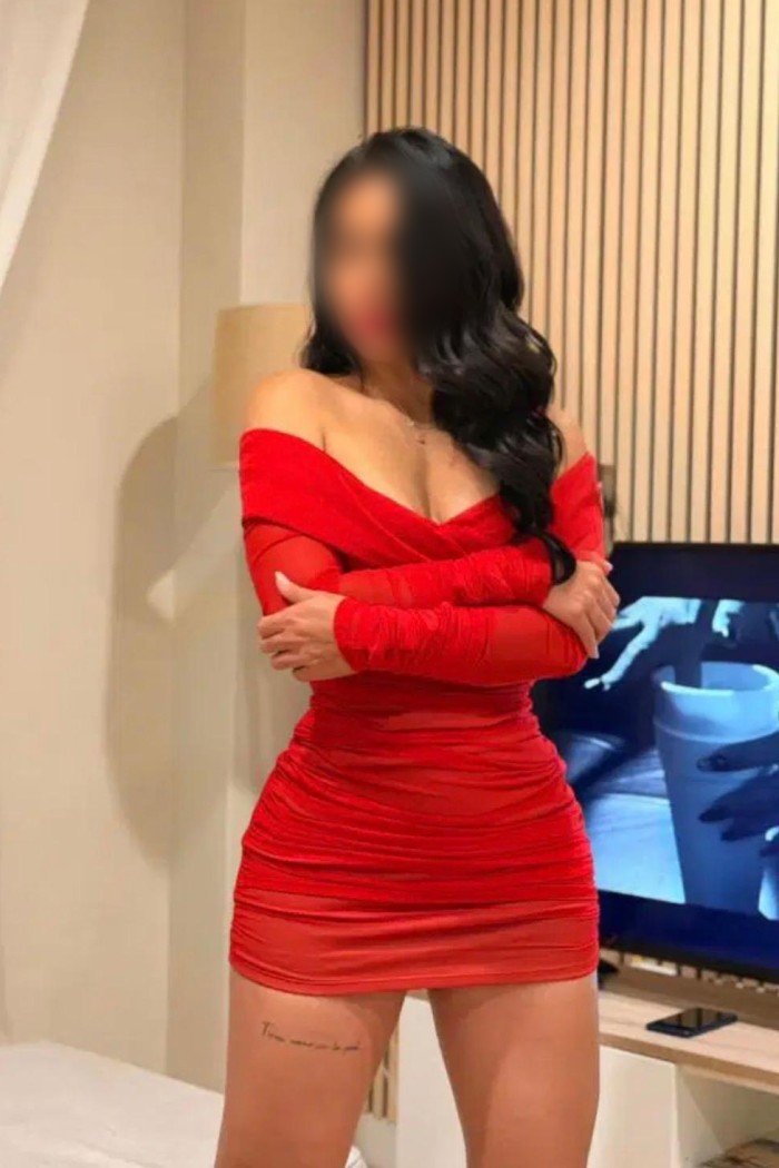 CAMILA, VALERIA Y ROMINA – TRÍO LATINO EN VIGO CENTRO