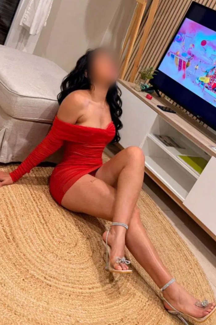 CAMILA, VALERIA Y ROMINA – TRÍO LATINO EN VIGO CENTRO