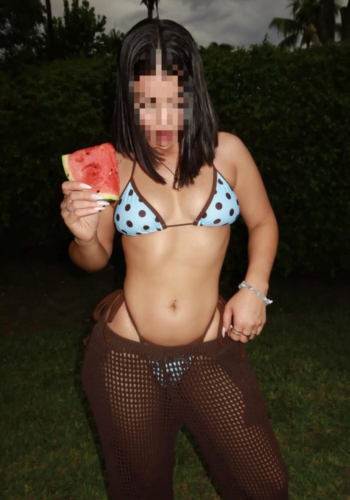 JOVENCITA NUEVA EN TORREMOLINOS VEN COMEME EL COÑI