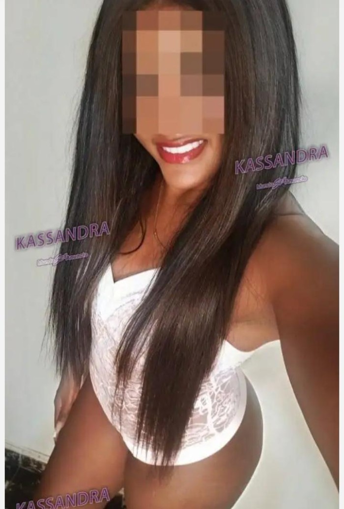 Soy morena y dulce como el chocolate fiestera