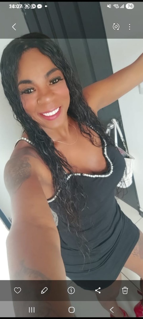 KELLY…GRIEGO…BESO NEGRO…..SALIDAS..24HORAS