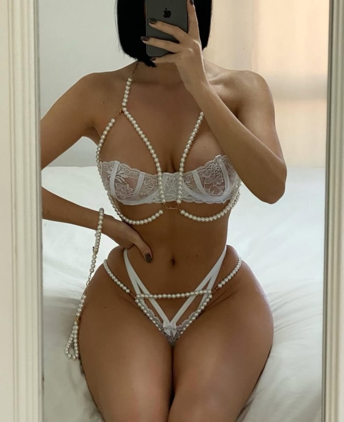 SENSUAL de lunes a sábado, de 08:00 a 21:00 h.