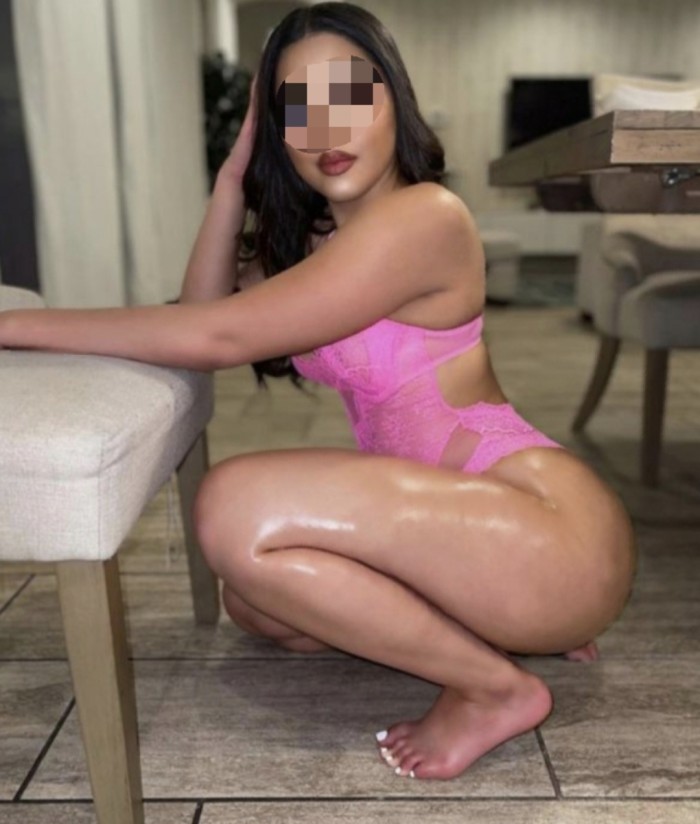 Novedad Joven guapísima culona con ganas de sexo