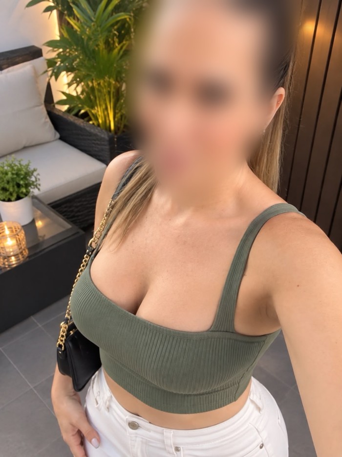 COLOMBIANA DE LUJO EXPLOSIVA Y MORBOSA