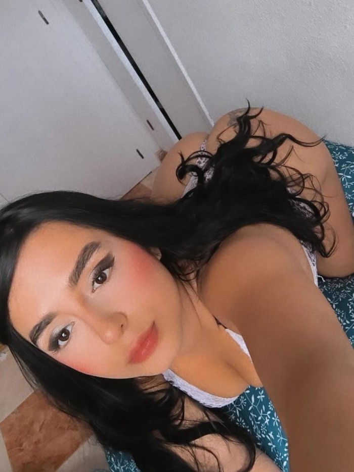 ARDIENTE SENSUAL APASIONADA DESEOSA DE SEXO