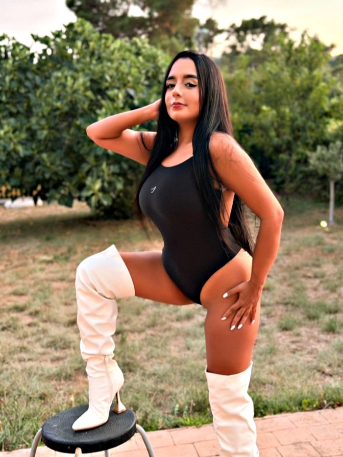 ARDIENTE SENSUAL APASIONADA DESEOSA DE SEXO