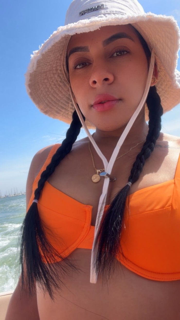 EMILY JOVENCITA ARDIENTE GUAPA MORBOSA FIESTERA 24H EN TORREMOLINOS