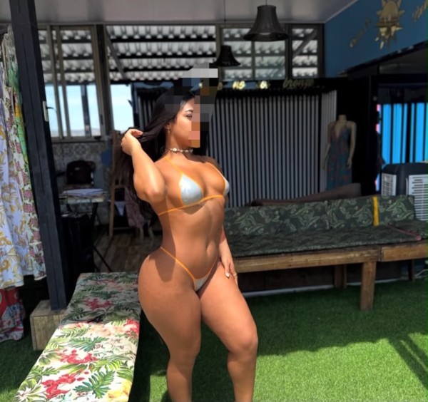 Valentina Morena curvy con culo grande en Toledo poligono