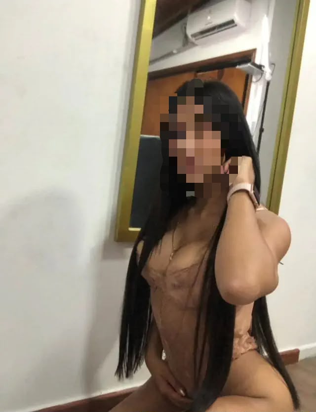 Jovencita muy completa
