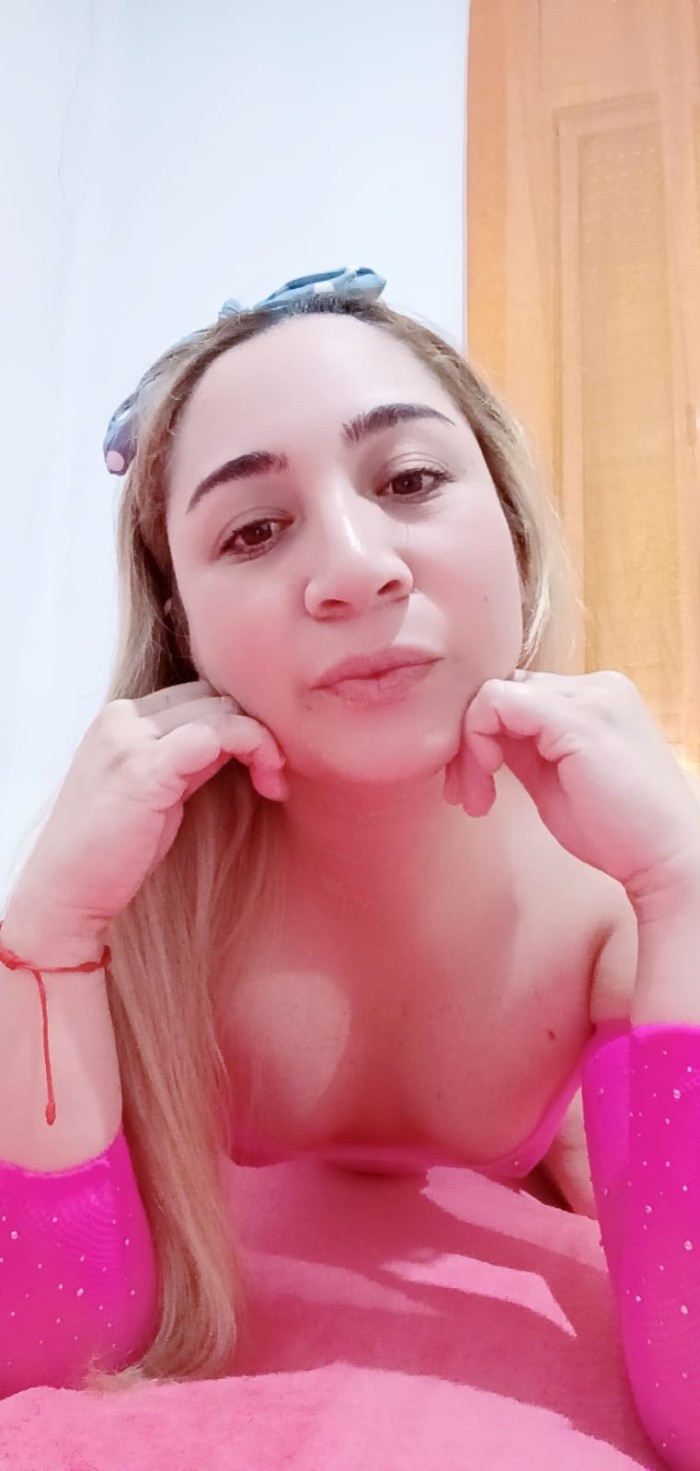 CULONA SEXY PONME EN CUATRO Y DISFRUTA