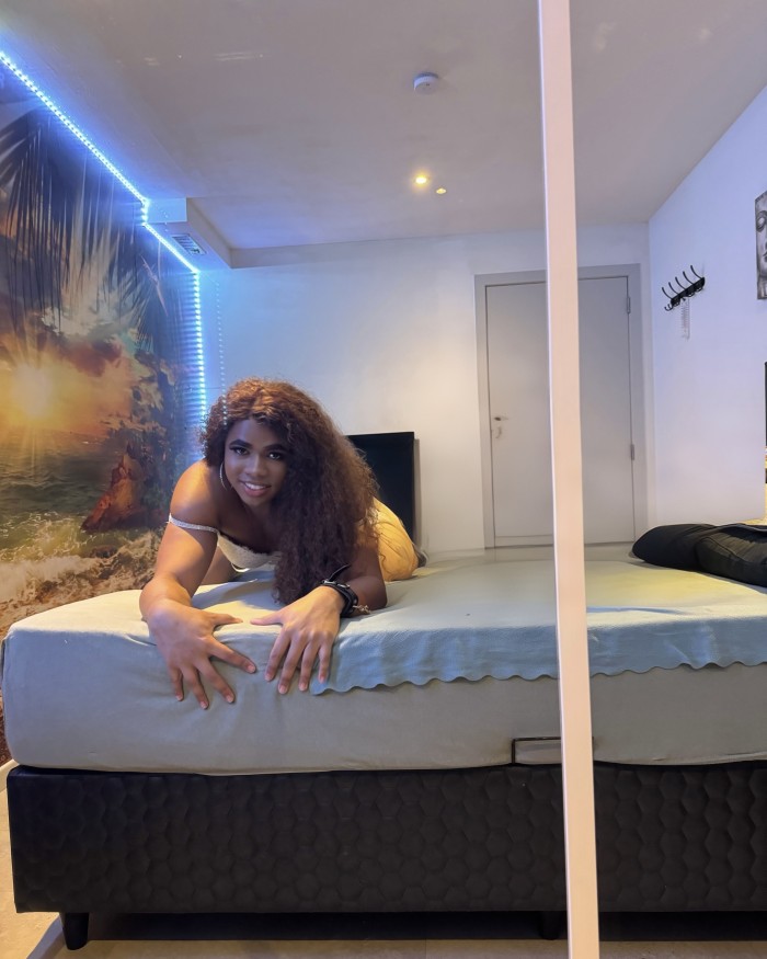 Ébano alta y dominante colombiana xxl