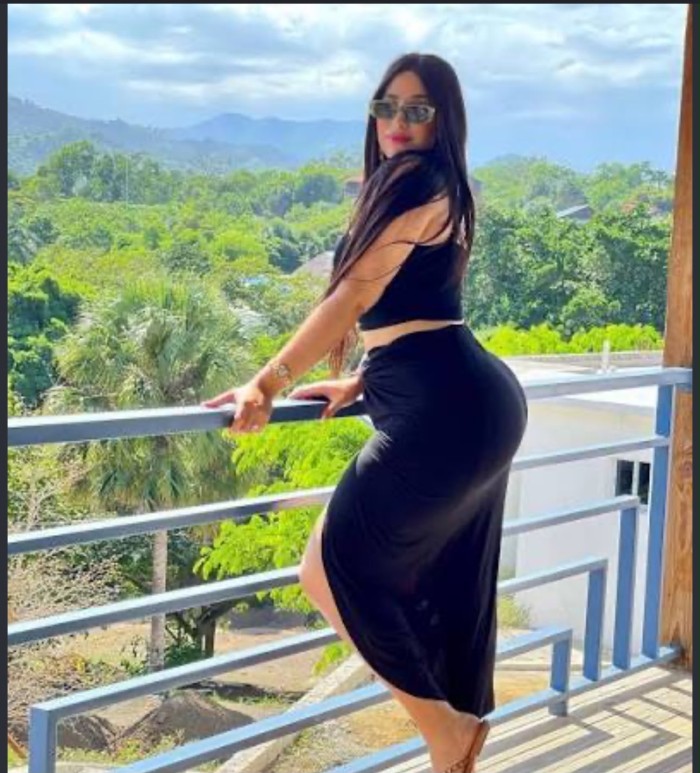 LATINA JOVEN POLVO 25€ TODO RICO RICO