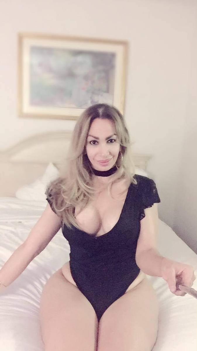 CHICA TRANS CACHONDISIMA Y SENSUAL VERSATIL MUY COMPLACIENTE