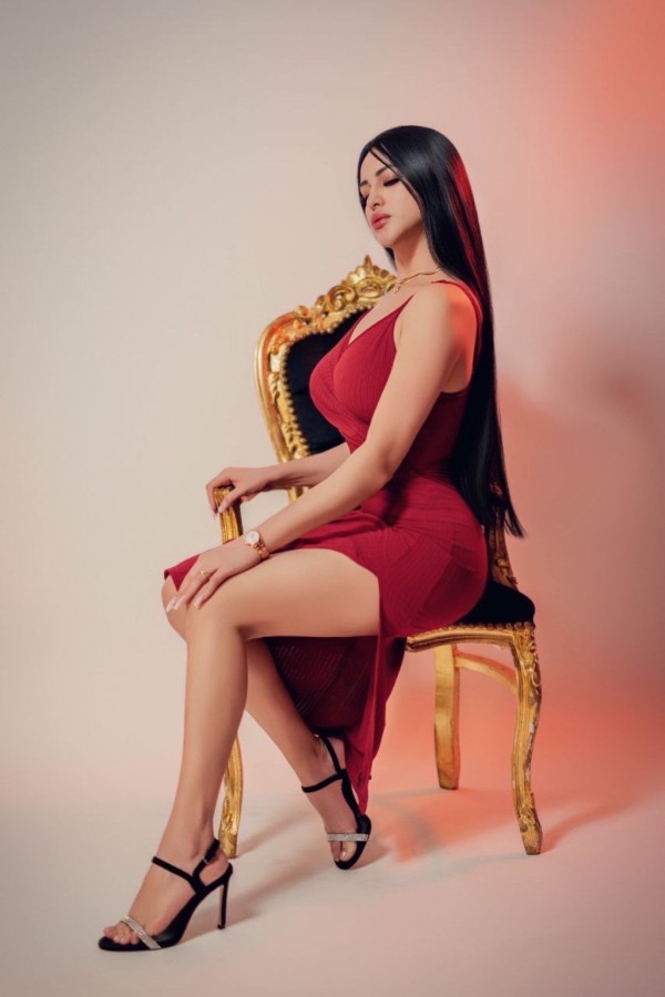 Alice Paraguaya Talavera la Reina