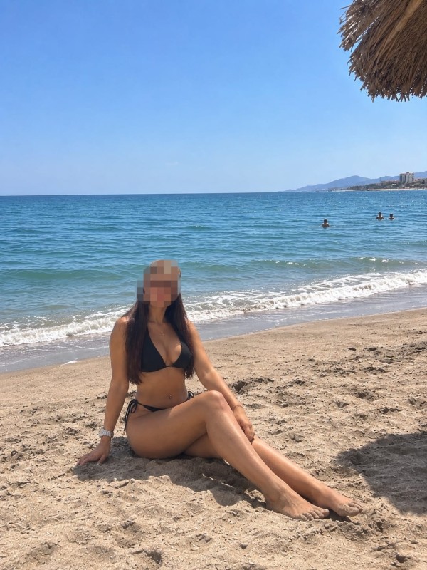 ALEJANDRA MORENA  GUAPA FULL  FIESTERA EN GROS