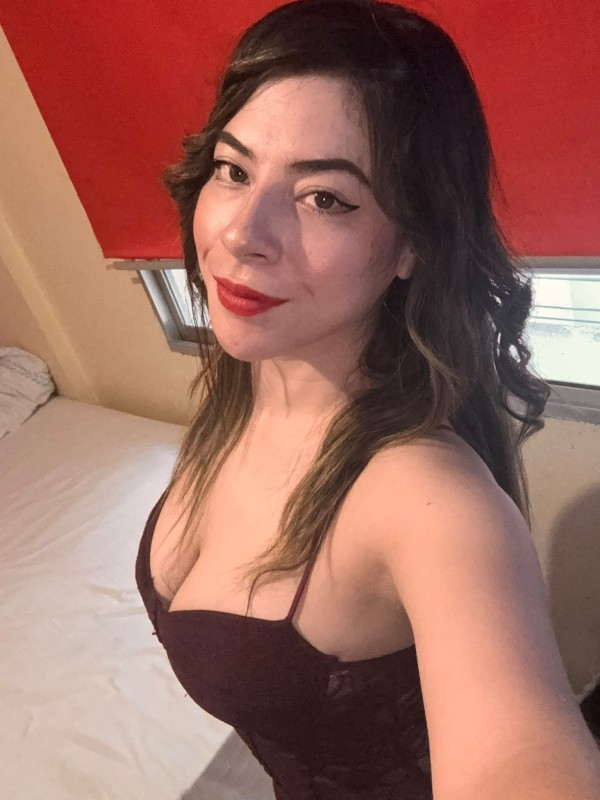 Hermosa española 21 años un pibon