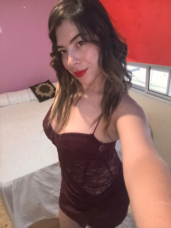 Hermosa española 21 años un pibon