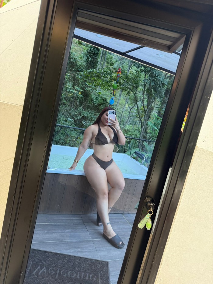 RICA EXQUICITA VEN A COMERME ENGUZMAN DE ALFARACHE