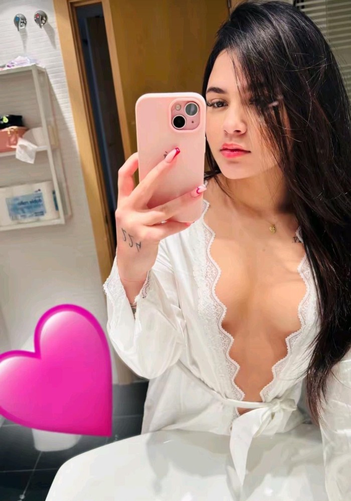 ESCORT DE FINAS CURVAS SEXO FIESTA A TOPE NOVEDAD