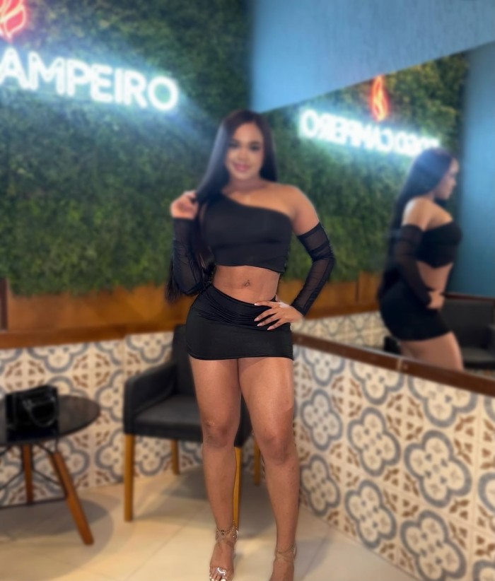 Nueva Latina Fiestera sin malo rollos y complaciente