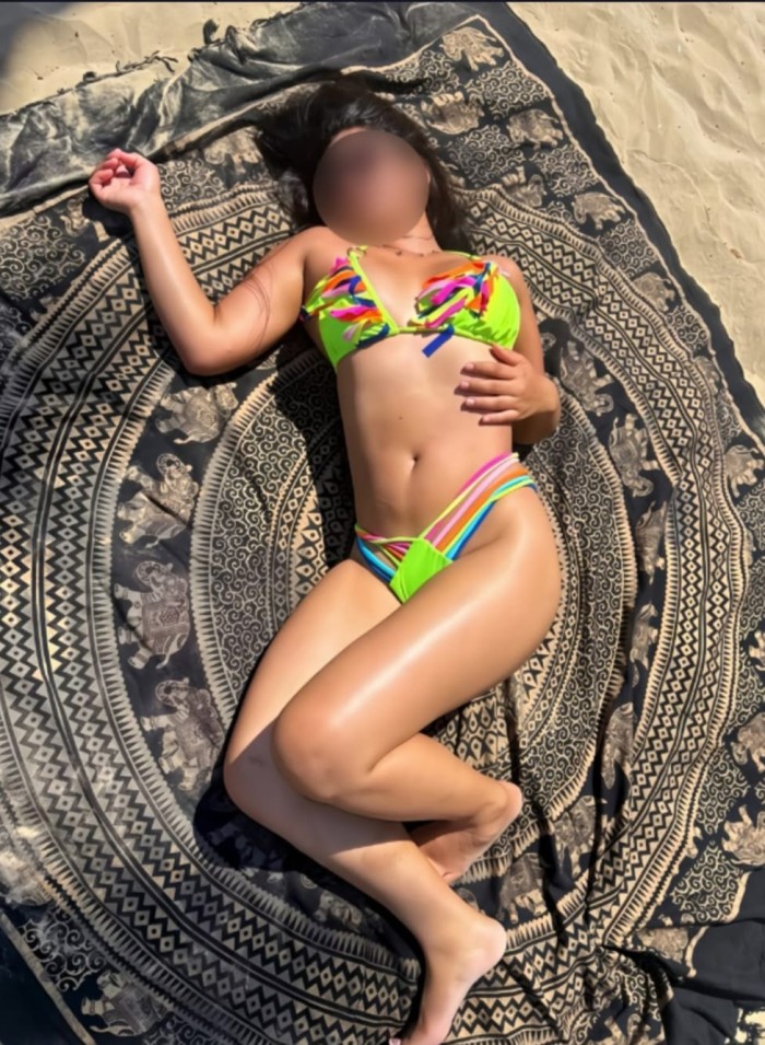 LUCIA ,TENTACIÓN QUE NO PUEDES DEJAR PASAR
