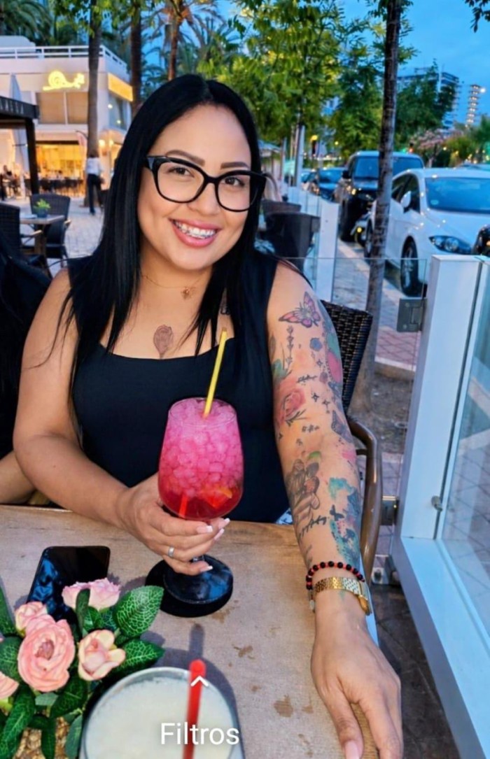 TODA UNA TENTACIÓN LLENA DE LUJURIA FOGOSIDAD FIES