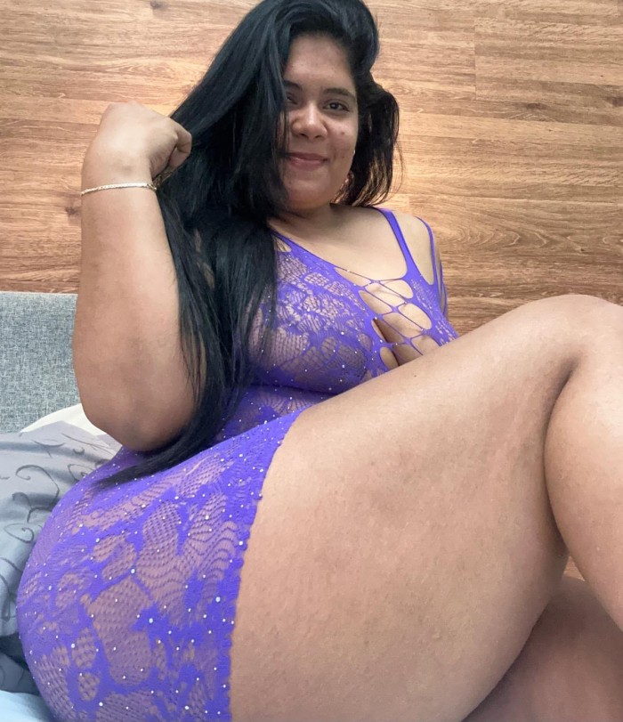 LATINA GUAPA NUEVA EN TORREVIEJA!