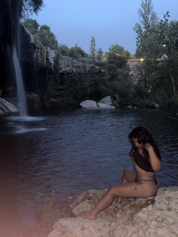 PRECIOSA COLOMBIANA 36 AÑOS SUPERNOVEDAD 24H