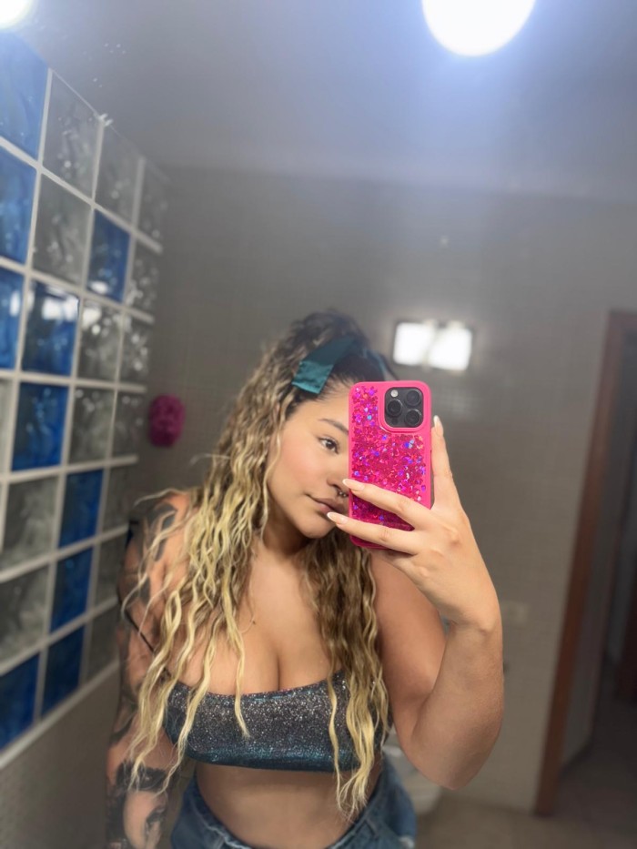SANDRA 27 años – VENEZOLANA CON ENCANTO EN VIGO