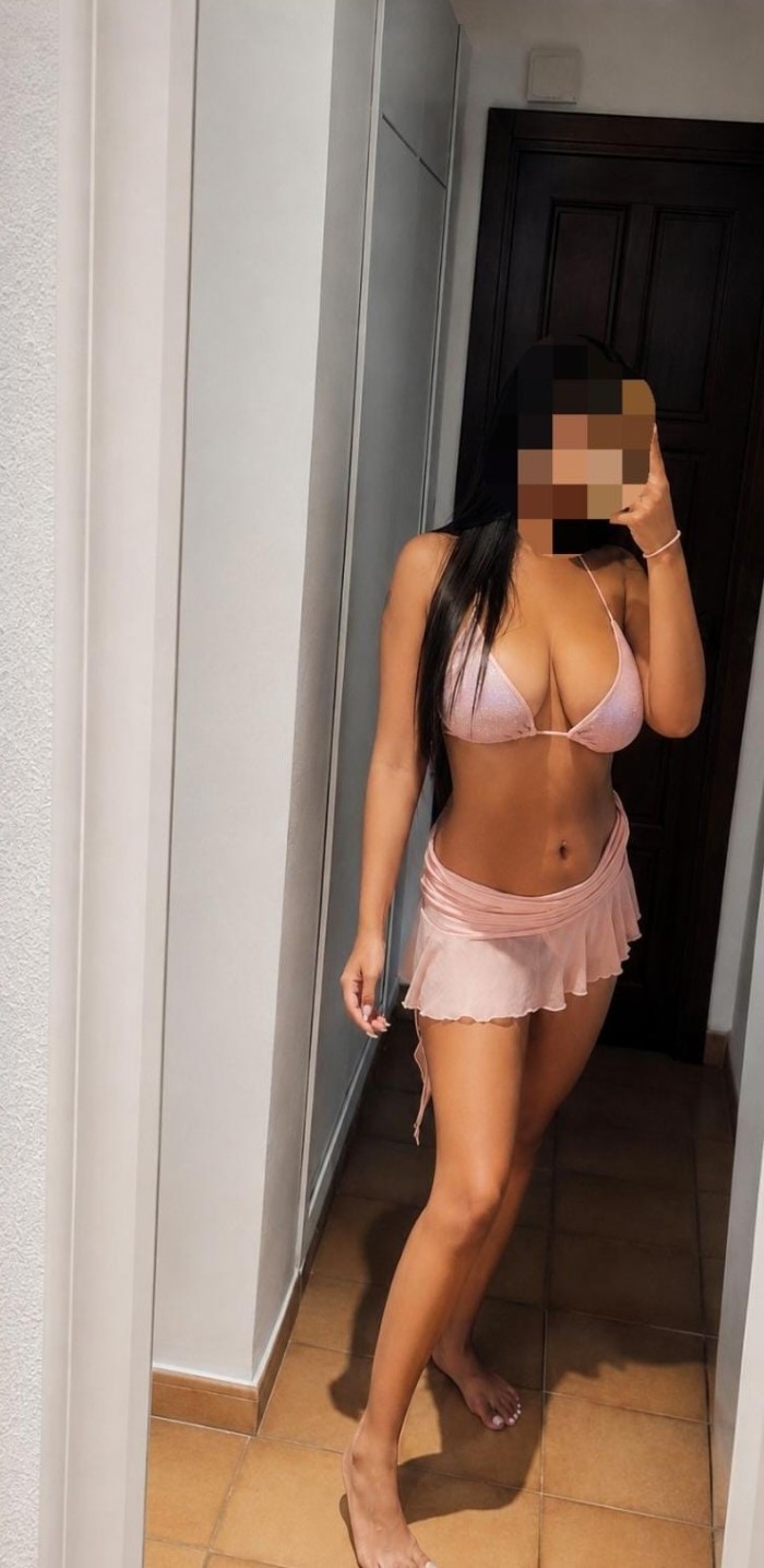 NO ME OLVIDARAS EXQUISITA COLOMBIANA LLENA DE SENSUALIDAD