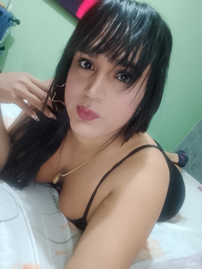Samantha trans cachonda en Santander