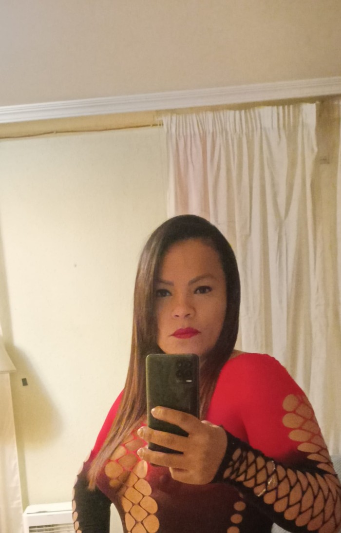EN LA CORUÑA NOVEDAD DELICIOSA CHICA LISTA PARA TI