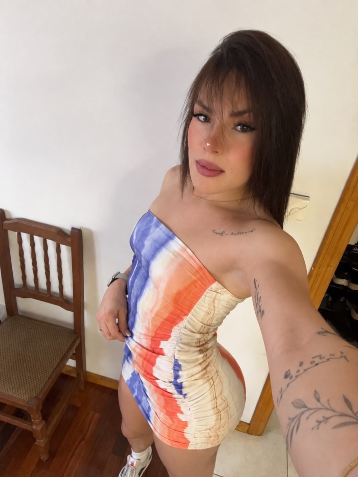 DELICIOSA TRANS CON RICO REAGALITO MUY ARDIENTE
