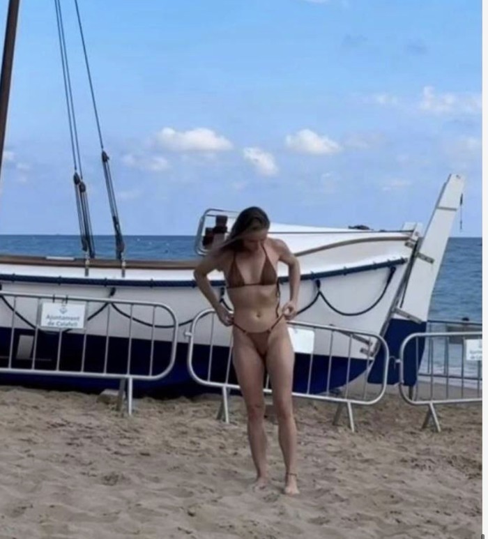 SEXY BRASILEÑA MUY SENSUAL FIESTA EN CALAFELL