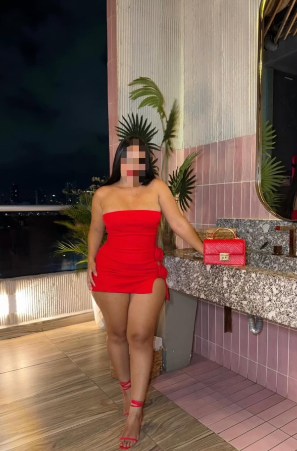 VOLUPTUOSA NUEVA EN TORREMOLINOS SENSUALIDAD Y MORBO