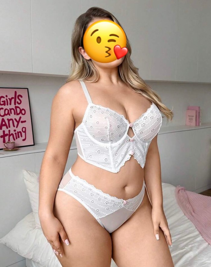 Rubia muy juguetona y fiestera( tarifa mínima 50€)