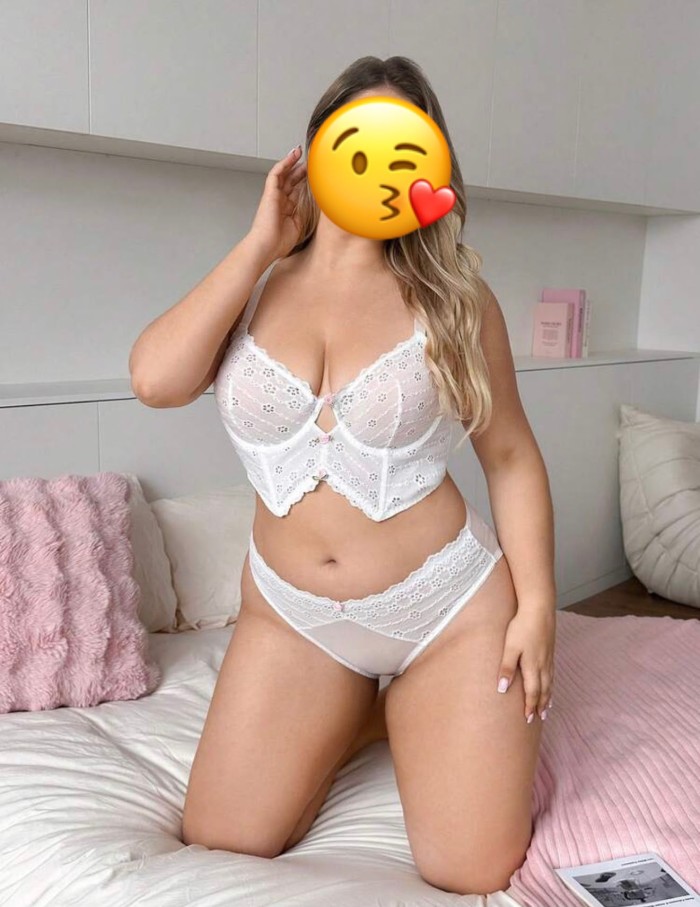 Rubia muy juguetona y fiestera( tarifa mínima 50€)