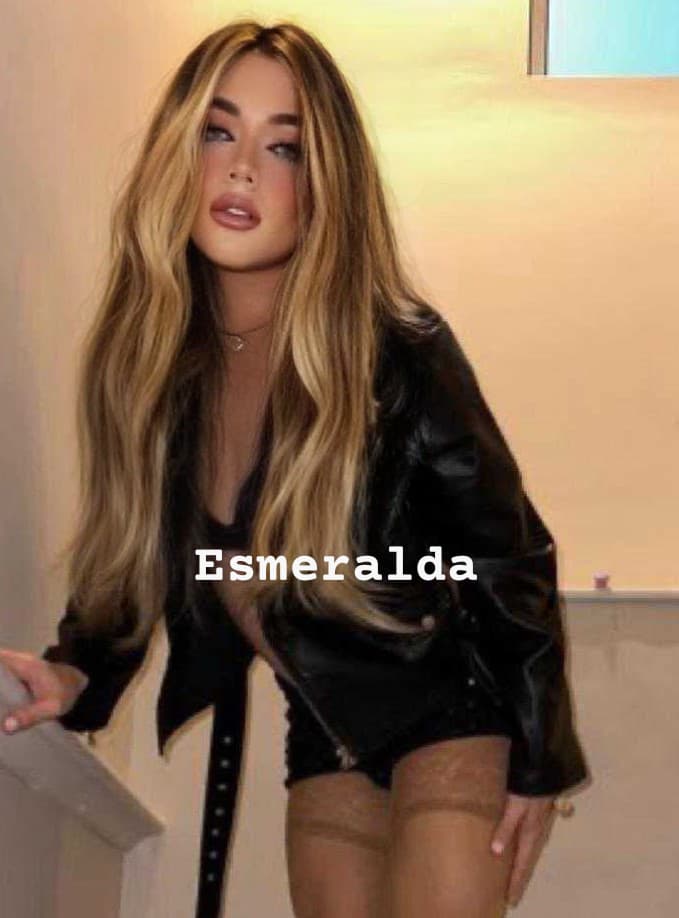 Guarra ninfómana y muy cachonda